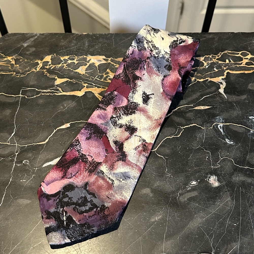 Club International Tip Top Silk Tie Purple and Gray